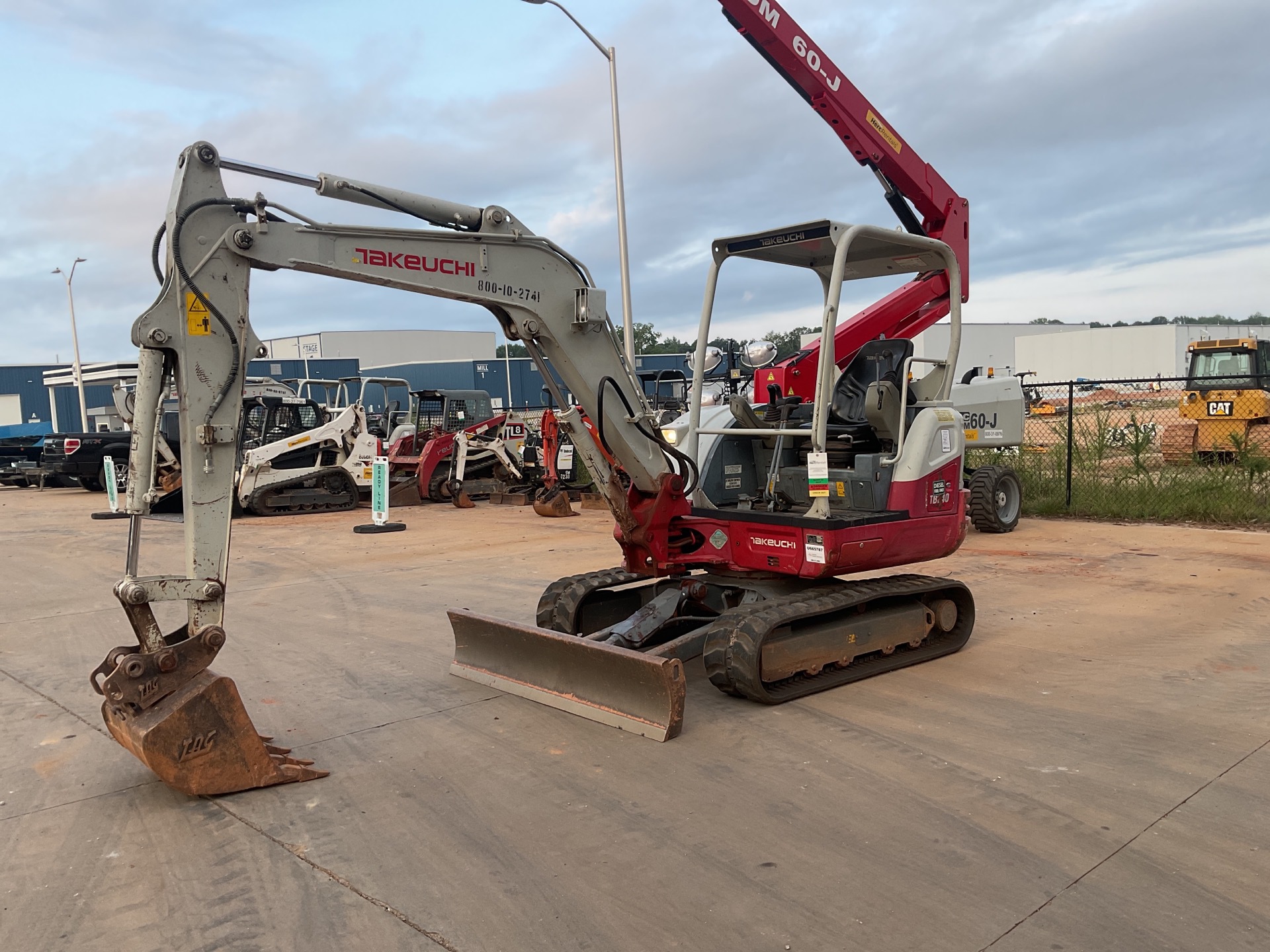 2016 Takeuchi TB240 Mini Excavator