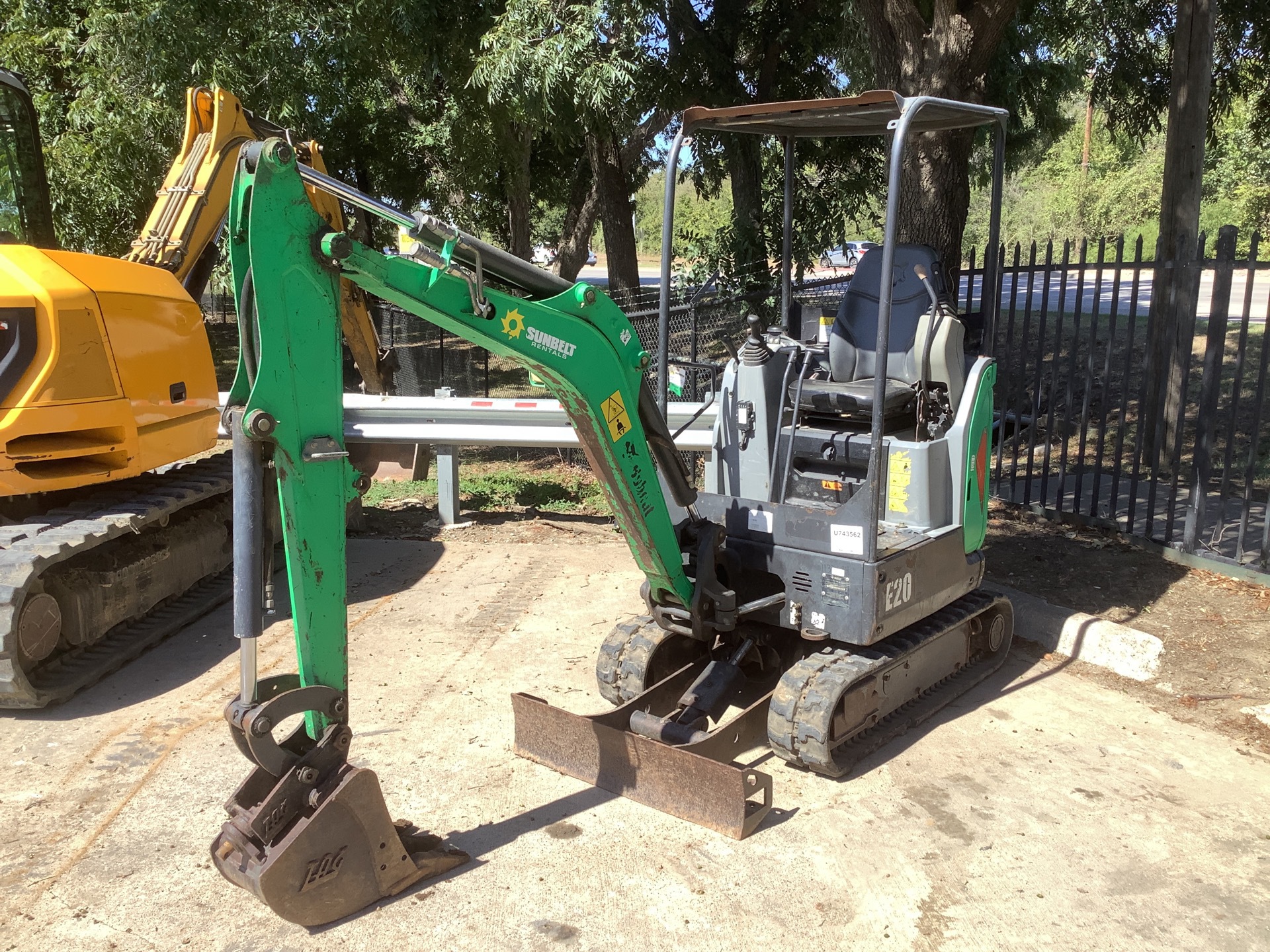 2016 Bobcat E20 Mini Excavator