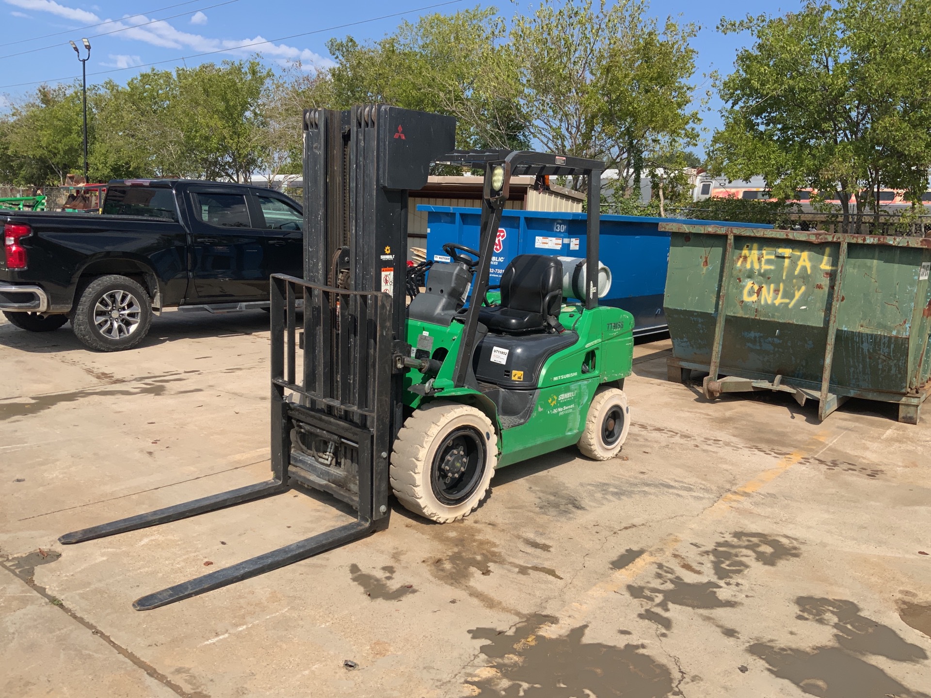 2015 Mitsubishi FG30N Cushion Tire Forklift