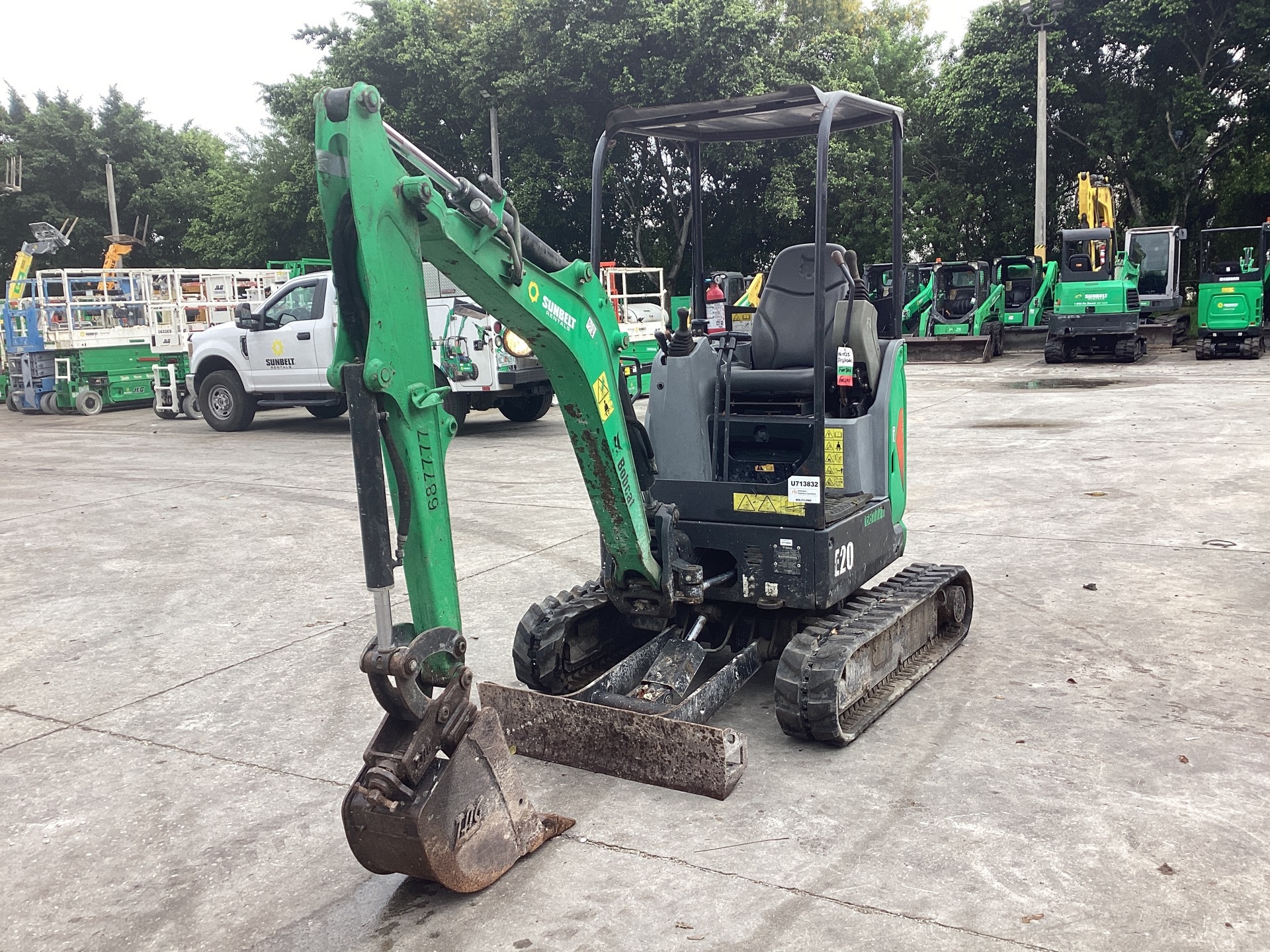 2015 Bobcat E20 Mini Excavator