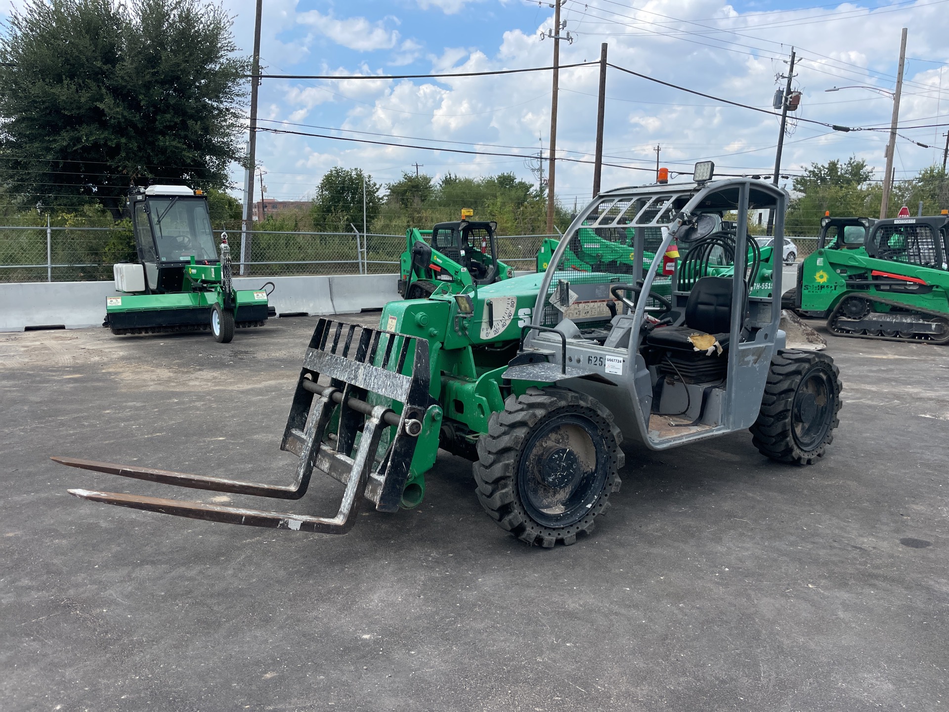 2014 Genie GTH5519 Telehandler