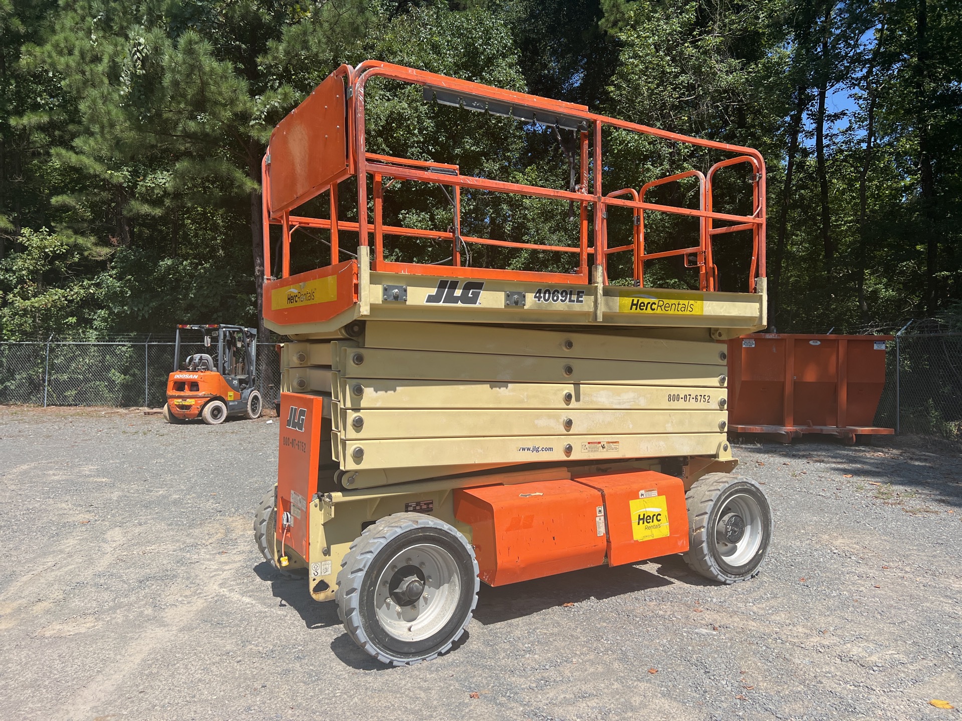 2015 JLG 4069LE Electric Scissor Lift