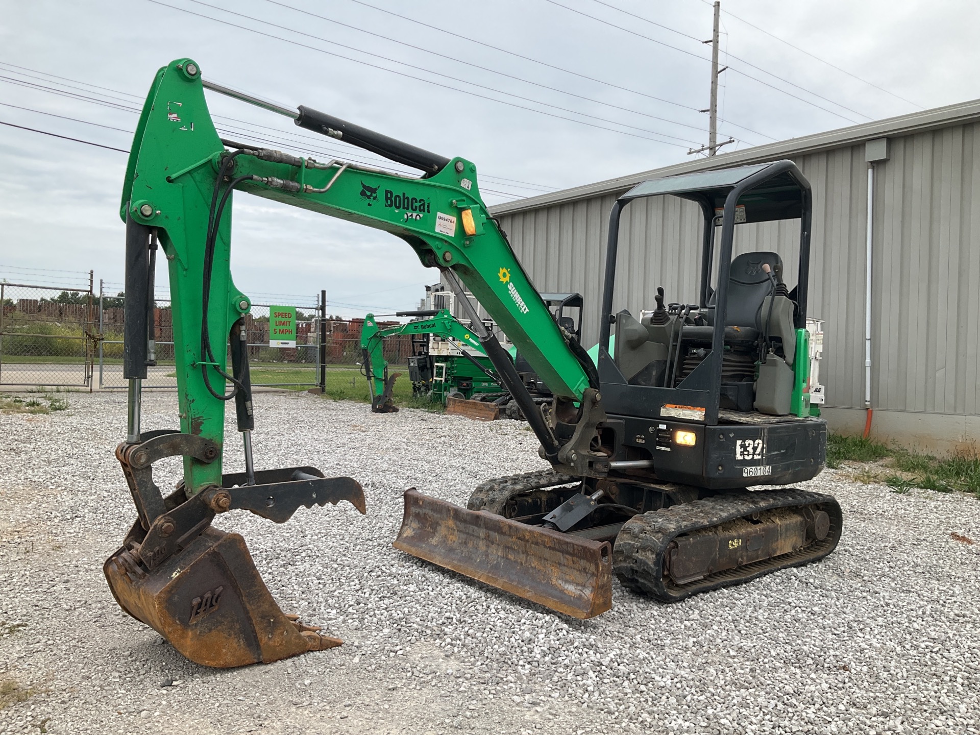 2017 Bobcat E32i Mini Excavator