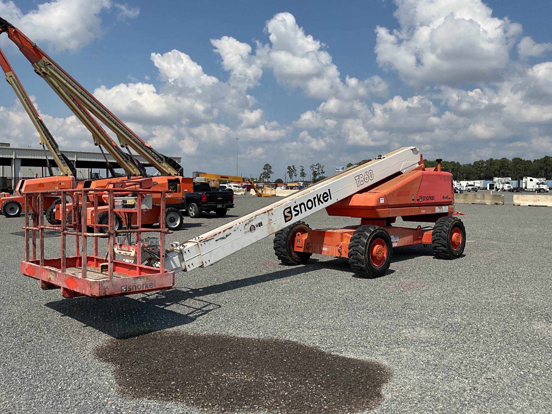 2006 Snorkel TB-60 4WD Diesel Telescopic Boom Lift